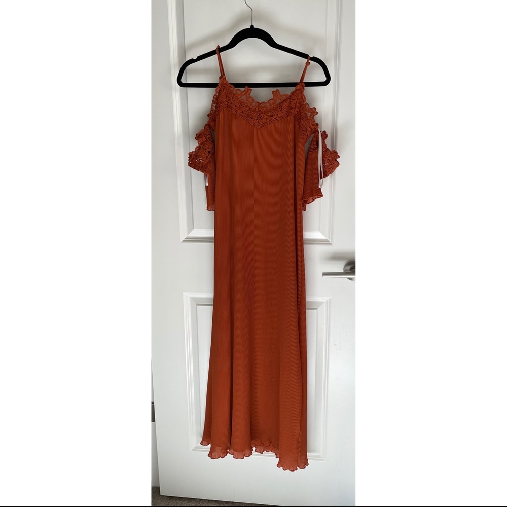 Lace dress